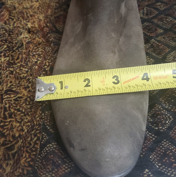 Leather/Suede Ankle Boots. - Picture 14 of 14